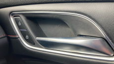 MG Hs 1.5 T-GDI Exclusive 5dr DCT Petrol Hatchback